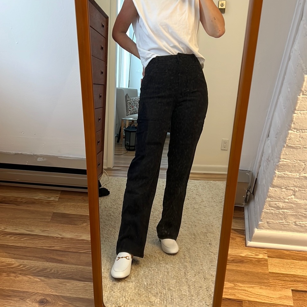 Wilfred from Aritzia pants. Great for work